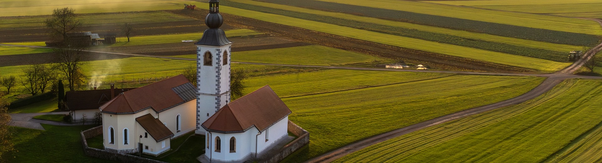 Cerkev sv. Katarine in Radegunde-Srednja vas